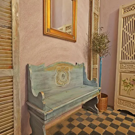 Chateau Leconte Salonic